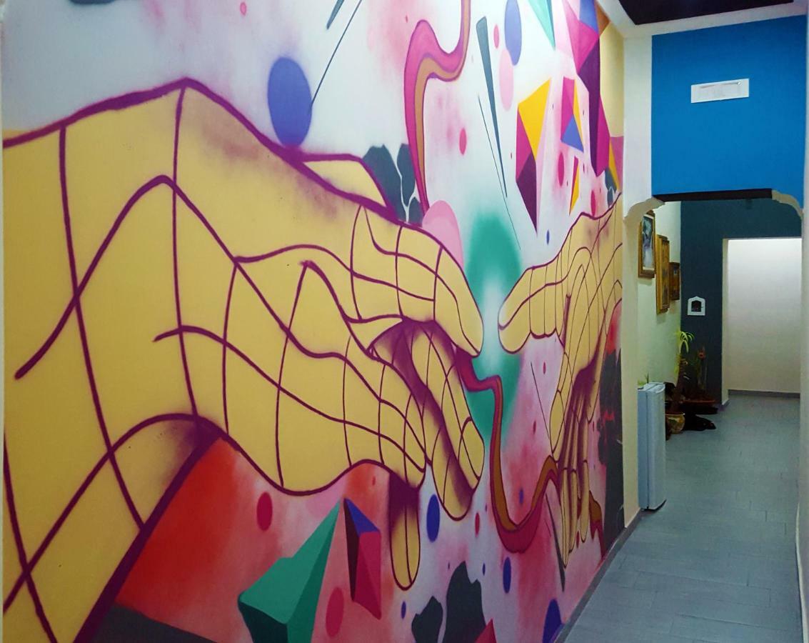 Holiday Naples Art Rooms المظهر الخارجي الصورة
